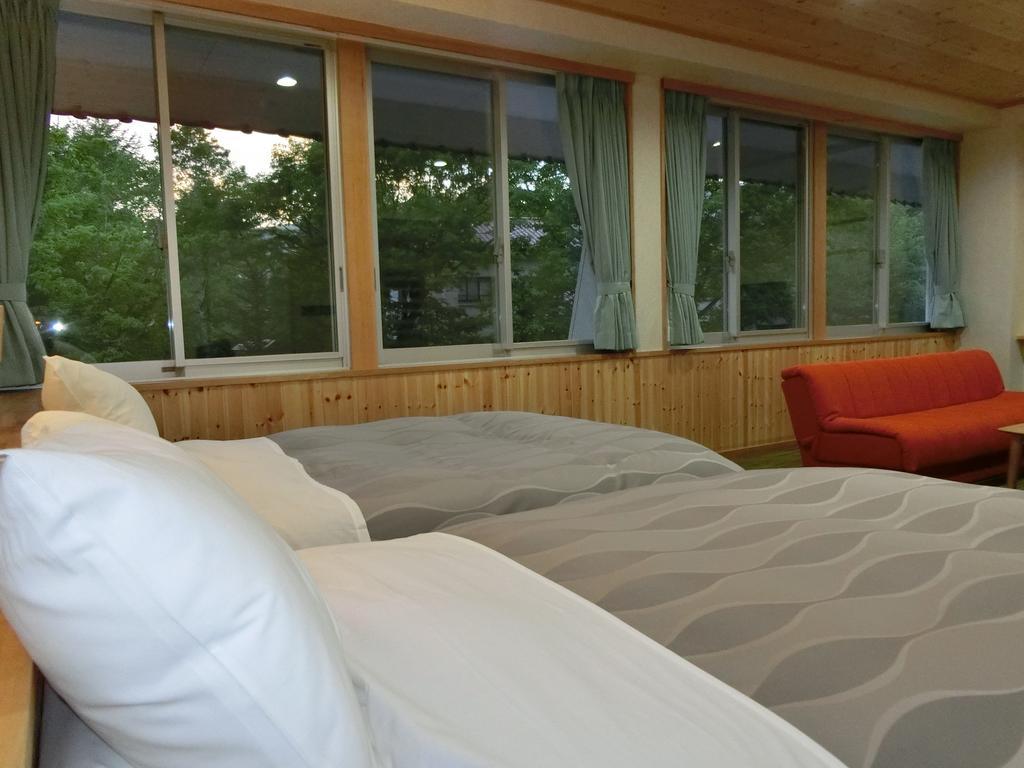 Kusatsu Skyland Hotel Екстер'єр фото