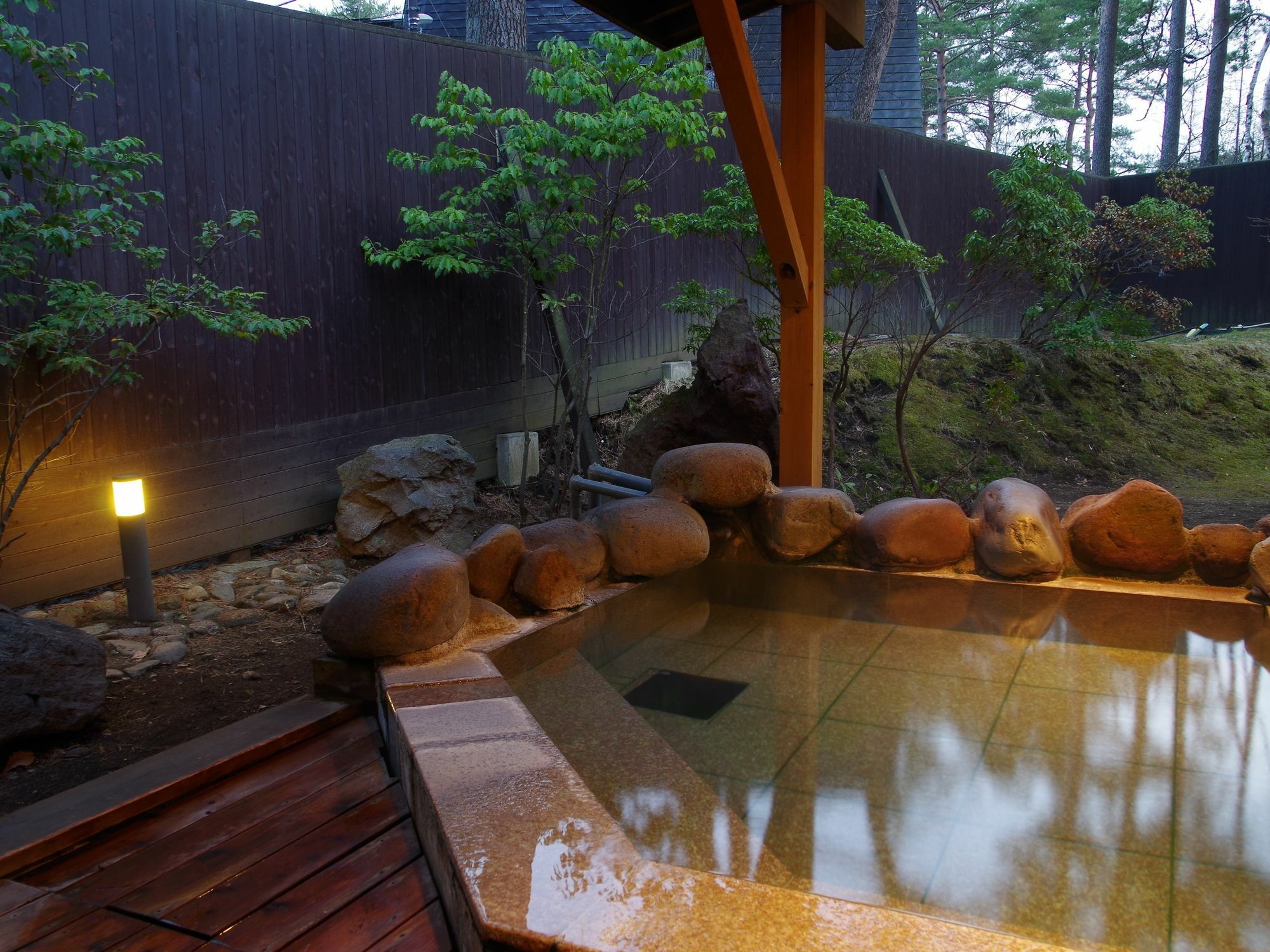 Kusatsu Skyland Hotel Екстер'єр фото